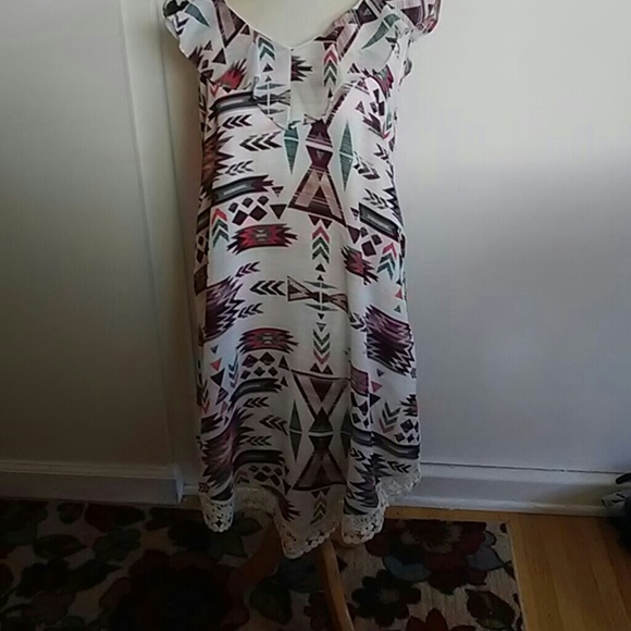 Very Cute Multi color White/Rust/Brown Dress - Picture 2 of 4
